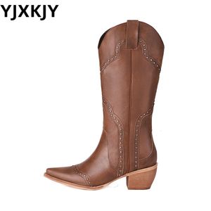 Europese 609 ly yjxkjy arriveerde Amerikaans vintage V-mond groot formaat hoge hiel dames gerichte klinknagel westerse kalf Knight Boots 231219 492