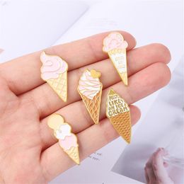 European Alloy Ice Cream Cone Series Broches Kleding Anti Light Buckle Collar Pins Unisex Summer Vacation Party Gift Badge Jewelr331p