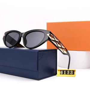Designer zonnebrillen mode cat eyed heren zonnebril high-end visgraat wijde pijpen V-vormige damesbril zonbescherming klassieke ontwerpersbril met geschenkdoos