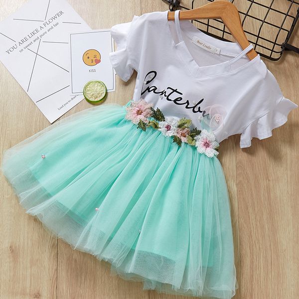 Ensembles de vêtements pour enfants européens et américains, vente en gros, mode d'été, lettres coréennes pour filles, t-shirt en coton à manches volantes + jupe en gaze à fleurs