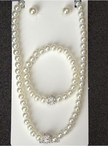Envío gratis Collar de perlas de moda europeo y americano que coincide con el nuevo collar de perlas de alta gama Conjunto de moda clásico elegante