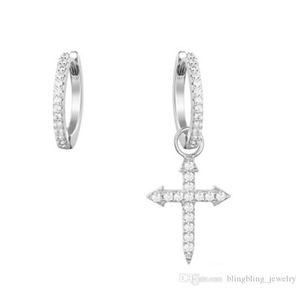 Europese en Amerikaanse buitenlandse handel zilveren sieraden oorbellen asymmetrische mode -persoonlijkheid oorbellen vrouw gewenste geschenk groothandel9027387