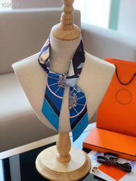 Europese en Amerikaanse hoogwaardige luxe heren en tweekleuren buitenriem kan worden gebruikt voor haarband en wikkel sjaal dubbelzijdig ontwerp