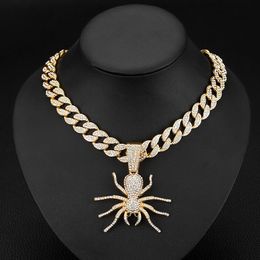 Hip-hop europeo Cool Full Diamond Spider Cabina cubana Collar Punk Regalo de moda