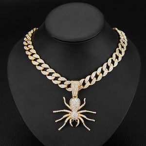 Hip-hop européen et américain Cool Full Diamond Spider Pendant Collier de chaîne cubaine Collier punk Cadeau à la mode