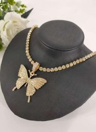 European and American Ins 2020 Big Butterfly Pendant Single Row Rigonstone Bright Diamond Collier Collier Nightclub Accessoires9071137