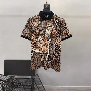 Europese en Amerikaanse heren 2023 zomer nieuwe revers korte mouwen mode luipaardprint T-shirt