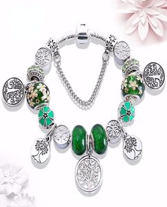Nouveau bracelet européen et américain de fleurs vert olive, pendentif de semis d'arbre à vent de forêt, grand trou de cristal perlé, argent ancien B7426755