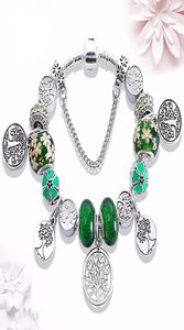 Nouveau bracelet européen et américain de fleurs vert olive, pendentif de semis d'arbre à vent de forêt, grand trou de cristal perlé, argent ancien B9949037