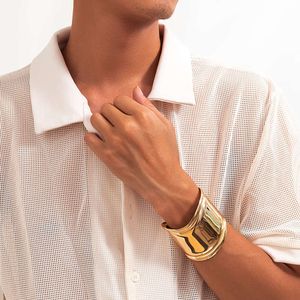 Bracelet élargi pour hommes, personnalité européenne et américaine, Simple et polyvalent, ouverture géométrique en métal, tendance à la mode