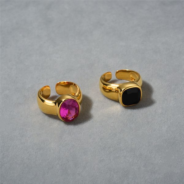 Bague ovale en diamant rose violet tendance de personnalité européenne et américaine avec bague ouverte en pierre précieuse noire carrée de sensation rétro haut de gamme (réglable librement)