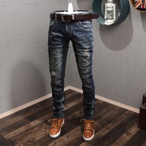 2023 Heren ontwerpers uitlopende jeans hiphop gesplitste uitlopende jeans Distressed gescheurde slim fit denim broek Mans streetwear gewassen broek maat 28-38