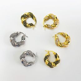 Europese en Amerikaanse oorbellen Nieuwe trendy bloemen Earring Metal Style Personaliseerde oorbellen Messing Materiaal Materiaal Earbellen Sieraden voor bijpassende dagelijkse dragen