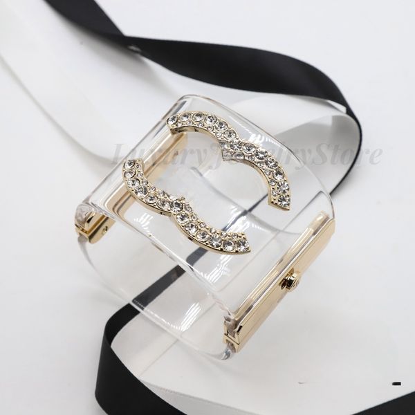 Bracelet plaqué or surdimensionné et exagéré pour femmes, Style européen et américain, incrusté de diamants, acrylique blanc Transparent