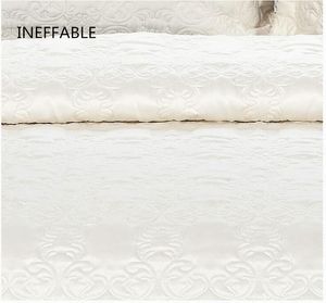Europese bedklep 3 -steks gewatteerde airconditioner zacht geïnstalleerde lichte luxe imiteer zijden bedekkende kussensloop