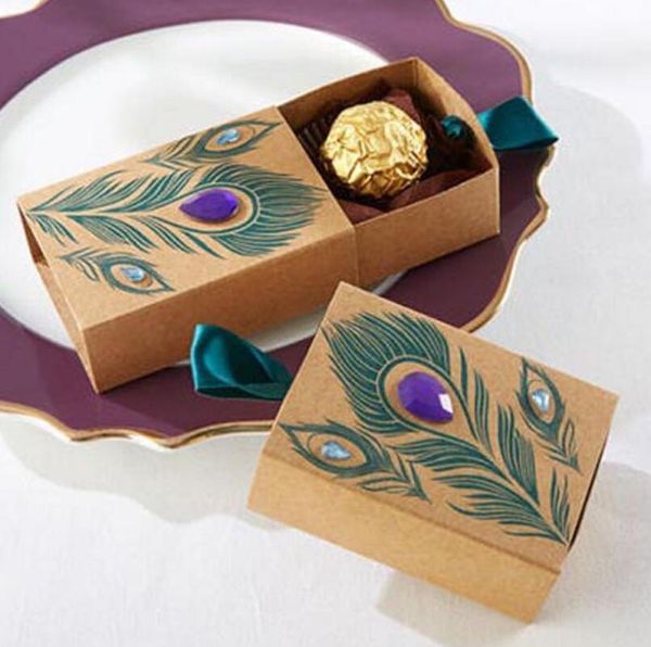 Boîte à bonbons en plumes de paon Design européen emballage cadeau de faveur de mariage en papier kraft pour bonbons thé dim sum LX3940