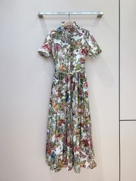 Robe colorée à imprimé de fleurs et papillons de styliste européen, nouvelle collection 2024