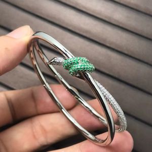 Bracelet européen de nœud de corde classique exquis avec diamant pour femmes Bracelet de bijoux de luxe de luxe de haute qualité pour femmes
