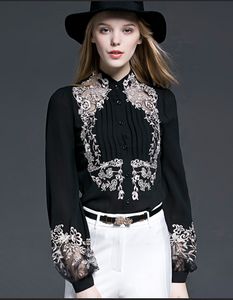 Europees modeontwerp nieuwe dames opstaande kraag geborduurd bloemen uitgehold gaas patchwork blouse met lange mouwen