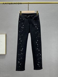 Produits européens mode lourde broderie forage denim pantalon droit des femmes jeans slim élastiques printemps élastiques 240517