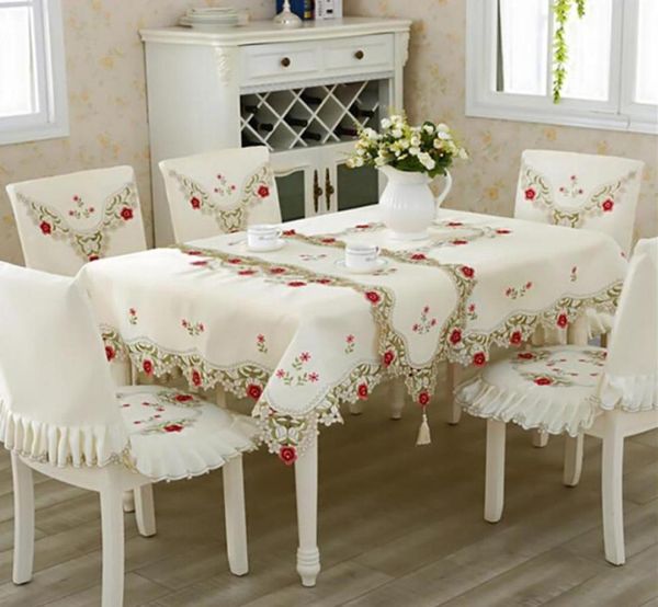 Couche de luxe européenne avec couverture de table en dentelle Polyester Square à la broderie Fleurs de mariage à la maison Decorat8698631
