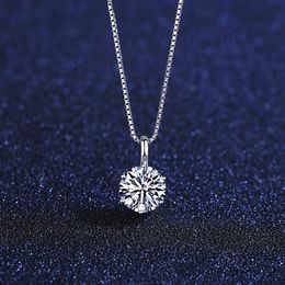 Style minimaliste européen Mosan diamant S Sier pendentif mode femmes Super étincelle boîte de pierres précieuses chaîne collier bijoux