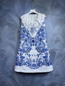 Station européenne 2024 robes printemps/été nouveau Style col rond bleu et blanc porcelaine papillon incrusté diamant gilet jupe