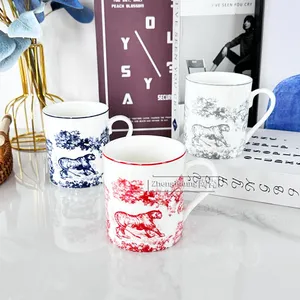 Style européen 300 ml tasse à café en céramique tasse à boire du lait avec poignée bureau à domicile petit déjeuner couple paire tasse nouveauté boîte-cadeau