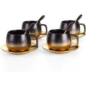 Tasse de café à thé de style européen ensemble noir en céramique vintage graduelle avec soucoupe à cuillère utilisée 240407