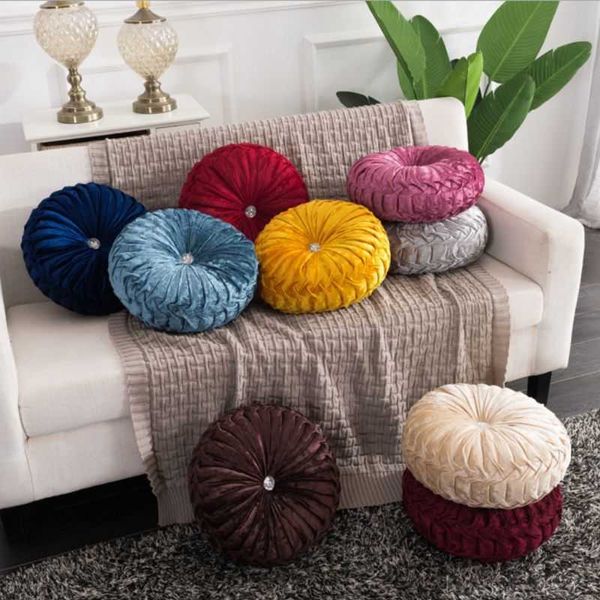 Coussin de style européen Coussin de luxe Coussin de velours Tissu plissé à la main Roue ronde Coussins de siège de citrouille 210716