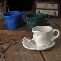 European Vintage Creative Ceramic Coffee Cup Sculpture Paar Mok 260 ml Matte Coffee Cup Saucer Set