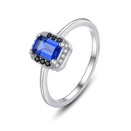 European Retro Sapphire Ring S925 Sterling Silver Micro Set 3A Zircon Brand Ring European and American Hot Fashion Femmes High End Ring Jewelry Mother's Day's Day Gift Spc