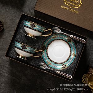 European Style Bone China Coffee Cup Set Ceramic HighValue Glass Luxury Cups and Saucers Retro Tea Sets 240508