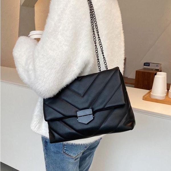 Bolsos de noche 2022 V-line Crossbody Bag para mujer Moda Sac A Main Mujer Chinas Bolsos de hombro y monederos Diseñador de lujo