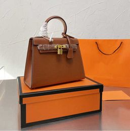Вечерние сумки 2023 Дизайнерские женские сумки из кожи высокого качества, модная сумка через плечо, сумка через плечо, 7 цветов, размер 25 см, сумка с сенсорным экраном премиум-класса