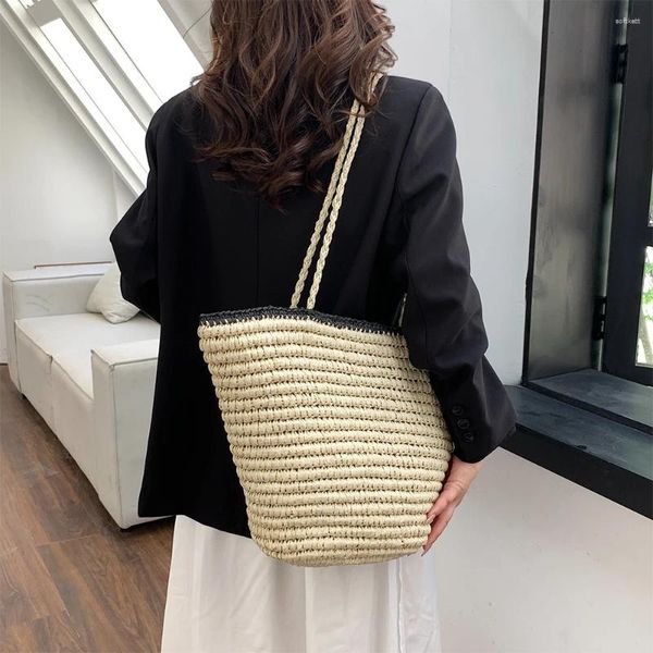 Sacs de soirée 2023 Paille d'été Bodet tissé Retro Couleur Femme Sac à épaule Bohemian Sac à main de grande capacité Shopping plage