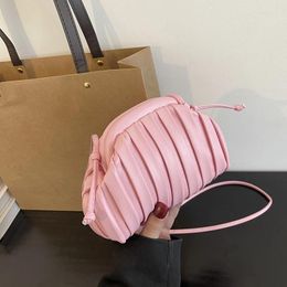 Bolsos de noche 2024 Moda Bolso de rayas plisado Bolso de embrague para dama Pink Crossbody Teléfono de cuero de alta calidad Monedero femenino