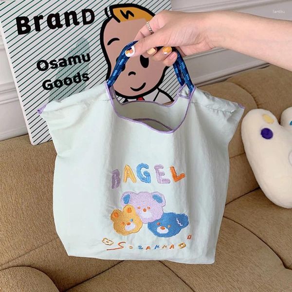 Sacs de soirée 2024 Bag de mode de mode japonais dessin animé brodé de sacs à main en nylon de haute capacité filles mignonne