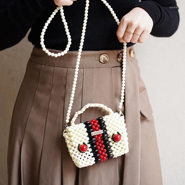 Bolsos de noche Acrílico Hecho a mano Tejido con cuentas Mini Ladies Crossbody Bag Moda Negro Blanco Rojo Diseño de empalme Hombro de mujer