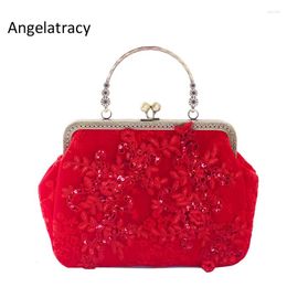 Sacs de soirée Angelatracy 2024 Handmade For Women Red Lace Party Party Party Sac de luxe Blinging Blinging Vintage fermoir