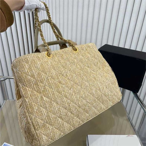 Bolsas de noche Playa Venta al por mayor Bolsa de asas Mujeres Verano Totes de paja Bolsos de cadena Diseñador para mujer ClassiSingle Hombro Bolso 230201