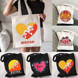 Avondtassen Bhutan Country Kingdom Azië Asian Flag Emblem Bhutanese Love Heart Football Passport Canvas Totes Bag Winkelen Handtassen