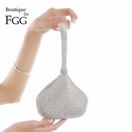 Sacs de soirée Boutique De FGG scintillant argent diamant femmes Mini soirée pochette bracelets sac de mariée de mariage cristal sac à main et sac à main 231019