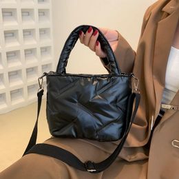 Avondtassen merk mode gevulde handtassen voor vrouwenontwerper luxe 2022 trend damesschouder crossbody kleine tas tas portemonnees 9362