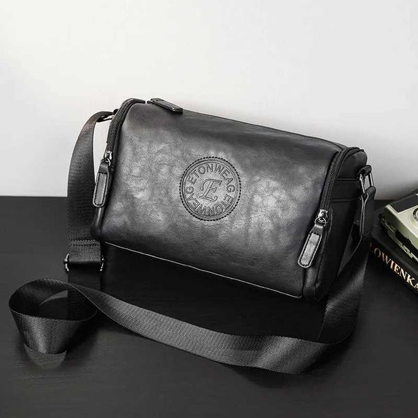 Bolsas de noche Bolso de hombro para hombre negro de negocios al aire libre Casual Hombre Crossbody Messenger Bag PU Cuero Sling Bag Masculino Pequeño bolso cuadrado J240301