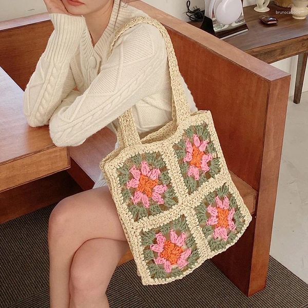 Bolsos de noche Casual Crochet Flor Mujeres Hombro Hueco Papel Tejido Dama Bolsos Hecho a mano Verano Playa Bolsa de paja Pequeños bolsos de mano