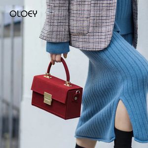 Sacs de soirée Sacs à main de luxe classiques Femmes Sacs Designer Corduroy Vin Rouge Boîte Sac Qualité PU Épaule Messenger Sac Pour Bolsa Mujer Sac 231213