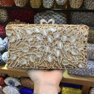 Avondtassen koppeling diamanten koppelingen gouden portemonnee vrouwen kristal bruiloft luxe tas ontwerper handtassen met ketting goud/zilveren bageven