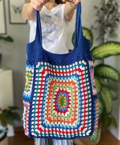 Bolsas de noche Crochet Granny Square Blue Bag Bolsos de mujer Lindo Monedero de punto Hippie Bohemio Hombro Verano Playa Regalo para ella 230908