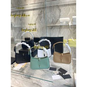 Avondtassen Designertassen 2024 Onderarmtas Stijlvolle stijl Voldoende capaciteit Designertas Luxe tassen Tote-rugzakken Dames Heuptas Crossbody Luxe handtassen Tassen